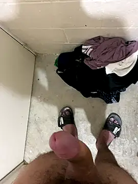 chris0318  online show from 11-04-25, 09:02