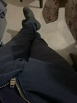 chris0318  online show from 11-01-25, 02:33