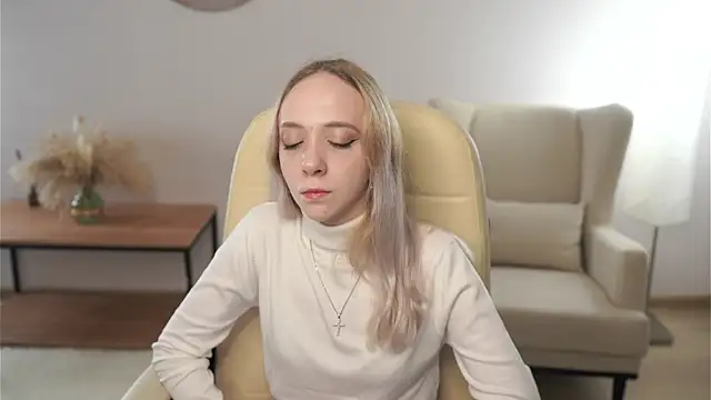 MaricelaCarolla online show from 11-02-25, 07:24