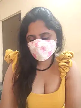 Snapshot of mouni499 chatting on 02-05-26, 10:11 mouni499 online show from 02-05-26, 10:11