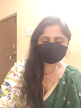 Snapshot of mouni499 chatting on 02-23-26, 02:17 mouni499 online show from 02-23-26, 02:17