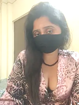 Snapshot of mouni499 chatting on 02-08-26, 12:03 mouni499 online show from 02-08-26, 12:03