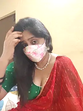 Snapshot of mouni499 chatting on 02-06-26, 11:17 mouni499 online show from 02-06-26, 11:17