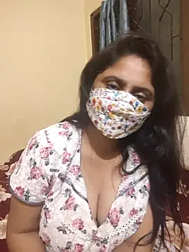 Snapshot of mouni499 chatting on 11-06-25, 05:28 mouni499 online show from 11-06-25, 05:28