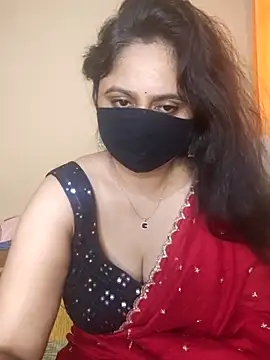 Snapshot of mouni499 chatting on 05-31-26, 04:40 mouni499 online show from 05-31-26, 04:40