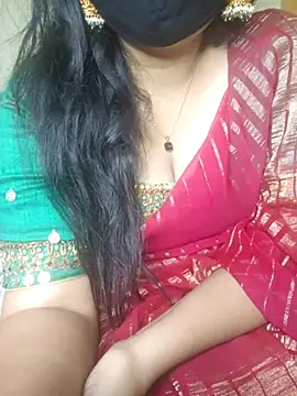 Snapshot of mouni499 chatting on 05-28-26, 03:18 mouni499 online show from 05-28-26, 03:18