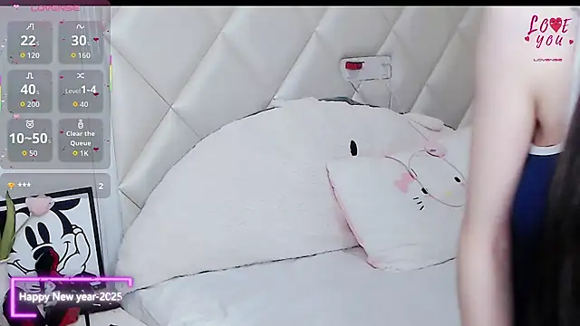 YAOYAO-2025 online show from 11-18-25, 04:21