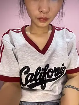 lung-linh online show from 12-22-25, 08:03