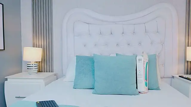 Snapshot of ScarlettPetrova chatting on 04-10-26, 11:50 ScarlettPetrova online show from 04-10-26, 11:50