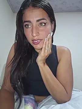 GISELLA   online show from 11-25-25, 10:48