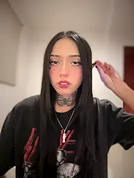 JIORYOvO online show from 11-13-25, 02:37