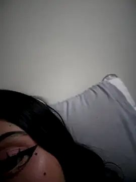 JIORYOvO online show from 12-01-25, 01:12