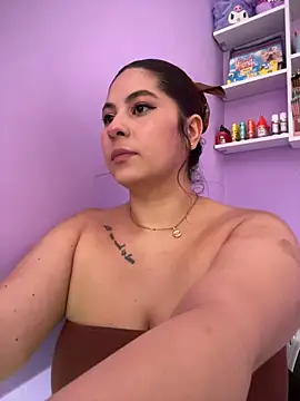 Cleopatra COL online show from 02-13-26, 08:53