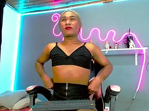 Snapshot of yara_69 chatting on 11-04-25, 07:06 yara 69 online show from 11-04-25, 07:06