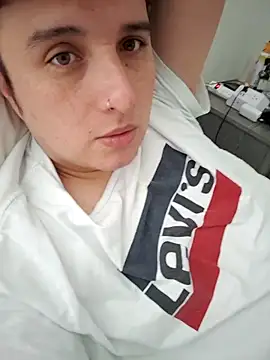 Snapshot of AngelsCouple- chatting on 11-01-25, 06:35 AngelsCouple- online show from 11-01-25, 06:35