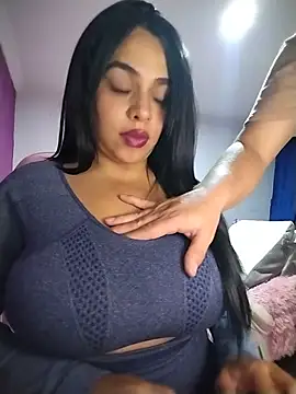 Snapshot of AngelsCouple- chatting on 06-04-26, 05:34 AngelsCouple- online show from 06-04-26, 05:34