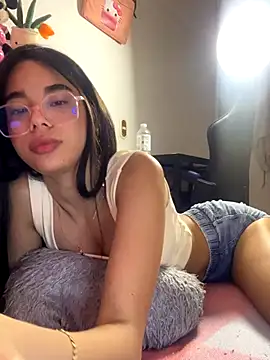 Milleradhara24 online show from 12-14-25, 09:48