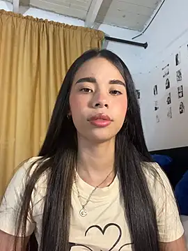 Snapshot of Milleradhara24 chatting on 07-12-26, 12:11 Milleradhara24 online show from 07-12-26, 12:11