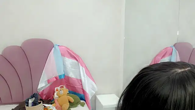 horny bri  online show from 12-19-25, 01:24