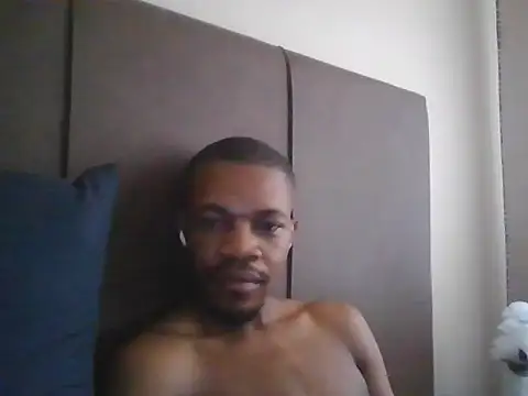 Snapshot of NkabiDick chatting on 11-16-25, 06:40 NkabiDick online show from 11-16-25, 06:40