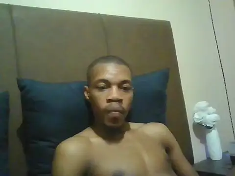 Snapshot of NkabiDick chatting on 11-12-25, 10:13 NkabiDick online show from 11-12-25, 10:13