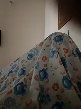 Snapshot of lucky5008 chatting on 11-03-25, 03:23 lucky5008 online show from 11-03-25, 03:23