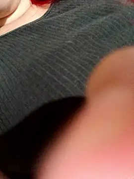 Snapshot of ruiviinhaah chatting on 12-17-25, 12:43 ruiviinhaah online show from 12-17-25, 12:43