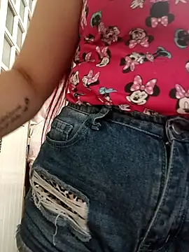 Snapshot of ruiviinhaah chatting on 11-27-25, 12:11 ruiviinhaah online show from 11-27-25, 12:11