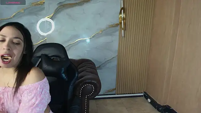 gabriella storm tf online show from 01-10-26, 12:55