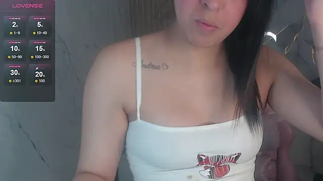 Snapshot of gabriella_storm_tf chatting on 04-23-26, 01:24 gabriella storm tf online show from 04-23-26, 01:24