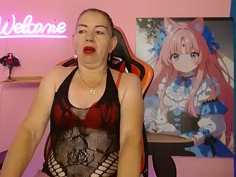 ESTEFANIA 344 online show from 12-18-25, 09:29