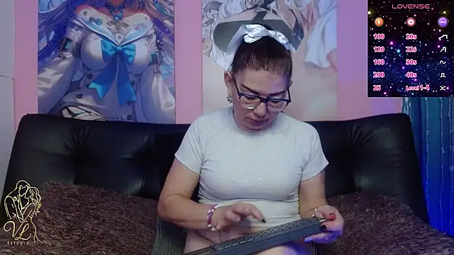 ESTEFANIA 344 online show from 06-18-26, 04:12