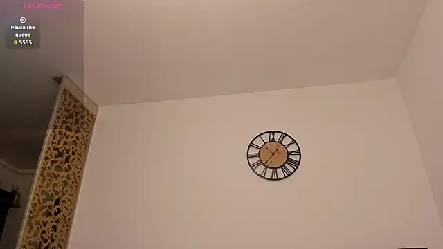 ScarletFlamee online show from 01-18-26, 08:23