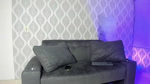 Boy savoy online show from 01-12-26, 07:37