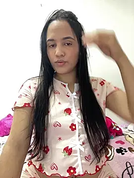 Snapshot of Ivy_08 chatting on 07-15-26, 10:06 Ivy 08 online show from 07-15-26, 10:06