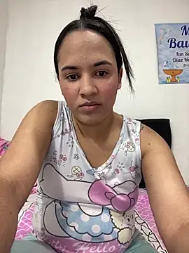 Snapshot of Ivy_08 chatting on 06-18-26, 10:48 Ivy 08 online show from 06-18-26, 10:48
