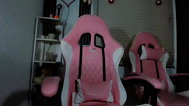 HallieAnnie online show from 01-09-26, 09:44