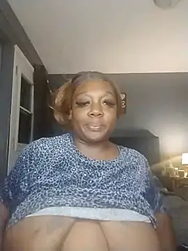 BiancaClarkson online show from 11-18-25, 03:43