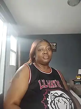 BiancaClarkson online show from 12-18-25, 07:18