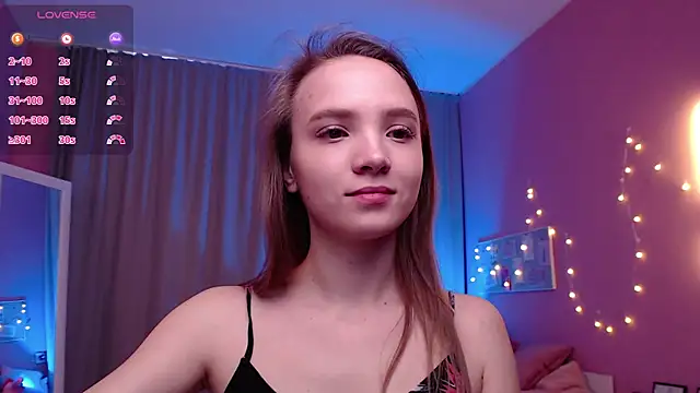 Adria Arjona online show from 02-21-26, 07:43