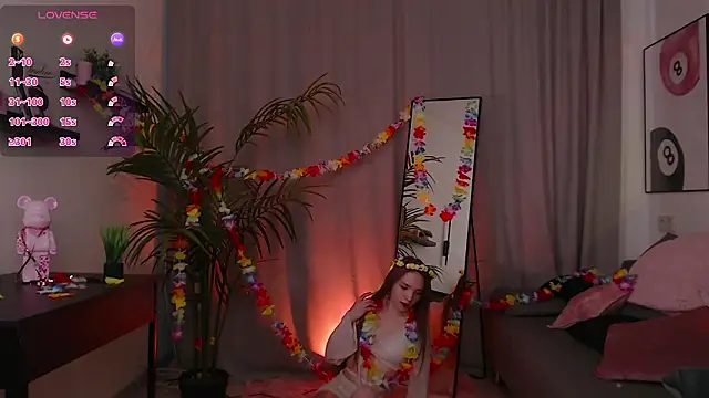 Adria Arjona online show from 03-04-26, 07:49