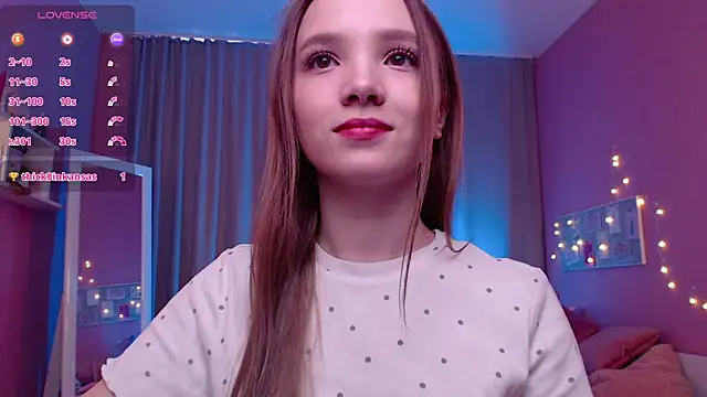 Adria Arjona online show from 02-25-26, 07:41