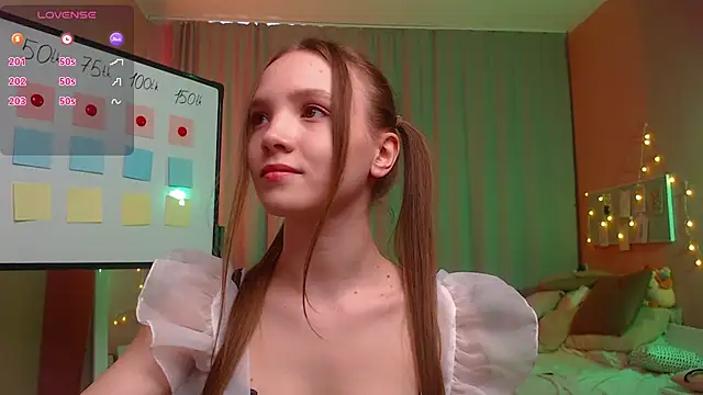 Adria Arjona online show from 04-23-26, 07:37