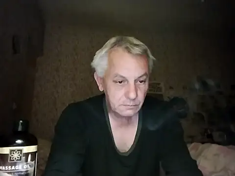 Snapshot of Naturi6 chatting on 05-06-26, 01:09 Naturi6 online show from 05-06-26, 01:09