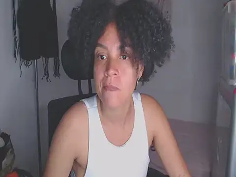 shayna cute online show from 05-10-26, 12:36