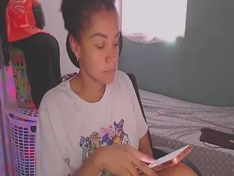 Snapshot of shayna_cute chatting on 06-18-26, 09:53 shayna cute online show from 06-18-26, 09:53