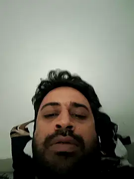 Snapshot of ITZ_GURU chatting on 04-26-26, 11:18 ITZ GURU online show from 04-26-26, 11:18