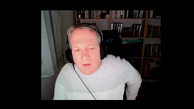 Snapshot of ChocolatMilka44 chatting on 11-03-25, 09:57 ChocolatMilka44 online show from 11-03-25, 09:57