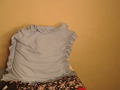 SexyLipss  online show from 11-05-25, 07:50