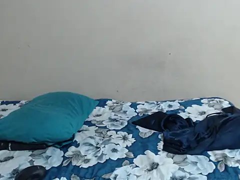 SexyLipss  online show from 04-13-26, 06:34